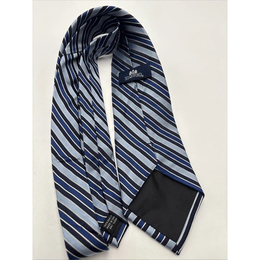 Stafford Silk Neck Tie Blue Gray Stripe Pattern Professional Career Office 56